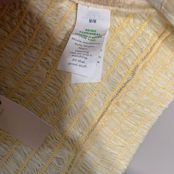 NWT Aerie Pastel Yellow Striped Puff Sleeve Crop Top Size Medium - Picture 5 of 7